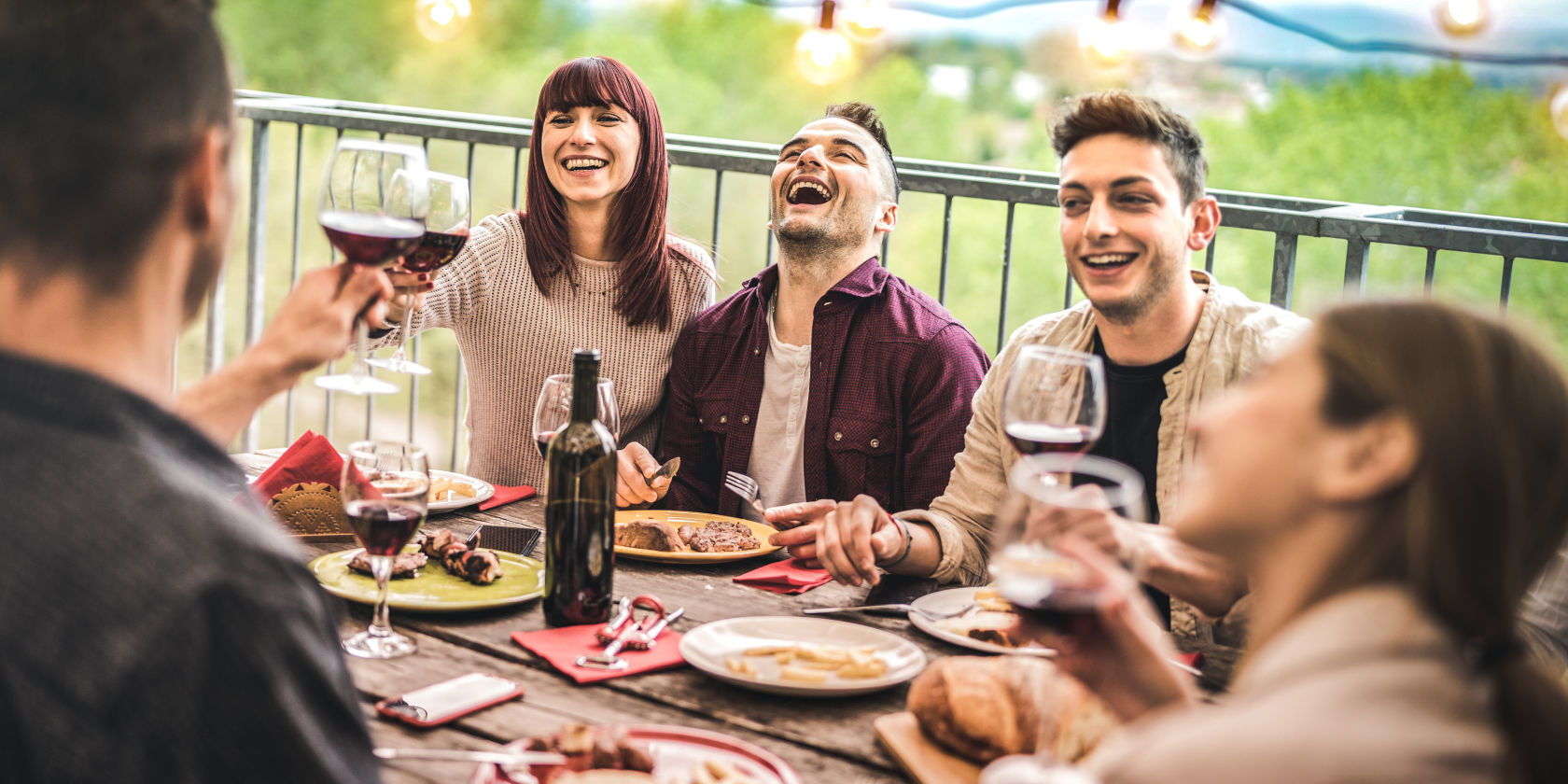 YOLO spending sees 1 in 5 Australians saving nothing each week
