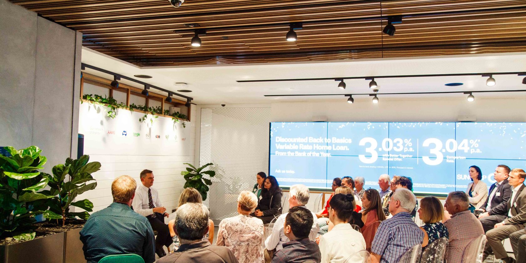 Suncorp customers meet with Group CEO, Steve Johnston for a Q&A evening at Carindale