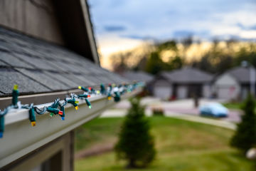 Aussies falling into the holiday snap trap