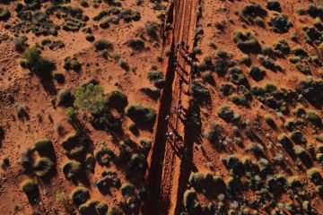Tackling Queensland’s Simpson Desert Challenge for young Australians 