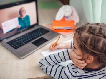 Suncorp donation helps combat digital divide