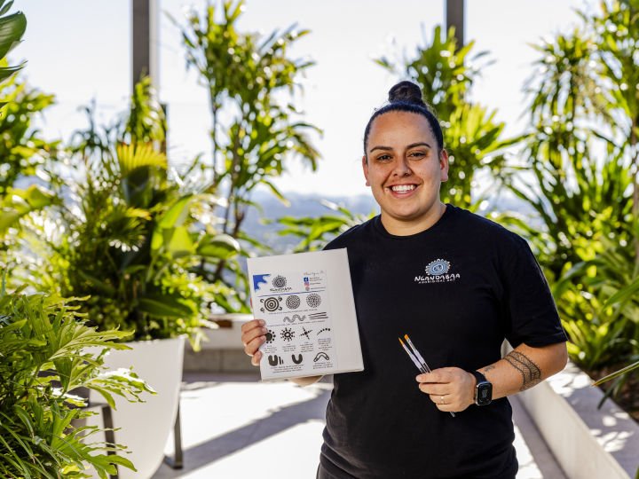 Sparking creativity and conversations through art: Suncorp welcomes Aboriginal artist Rheanna Lotter