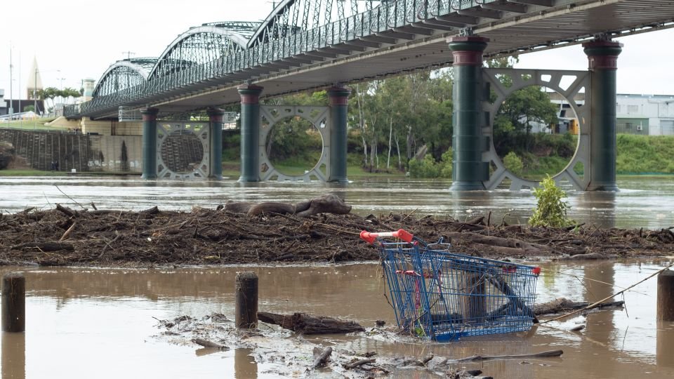 Suncorp welcomes flood levee funding for Bundaberg plus hundreds of millions more from Disaster Ready Fund