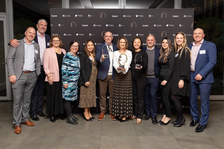 group photo at Vero Mansfield Awards